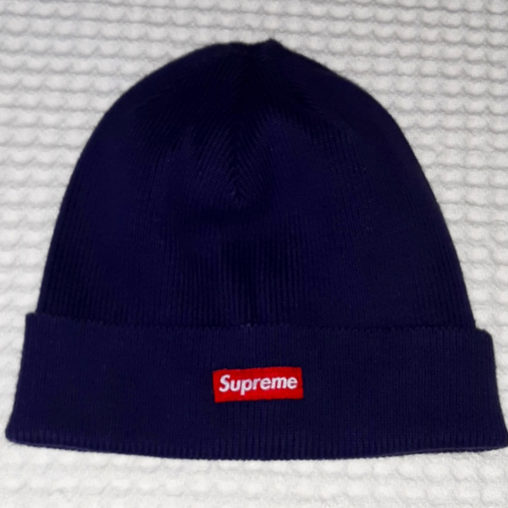 Supreme Solid Box Logo Beanie